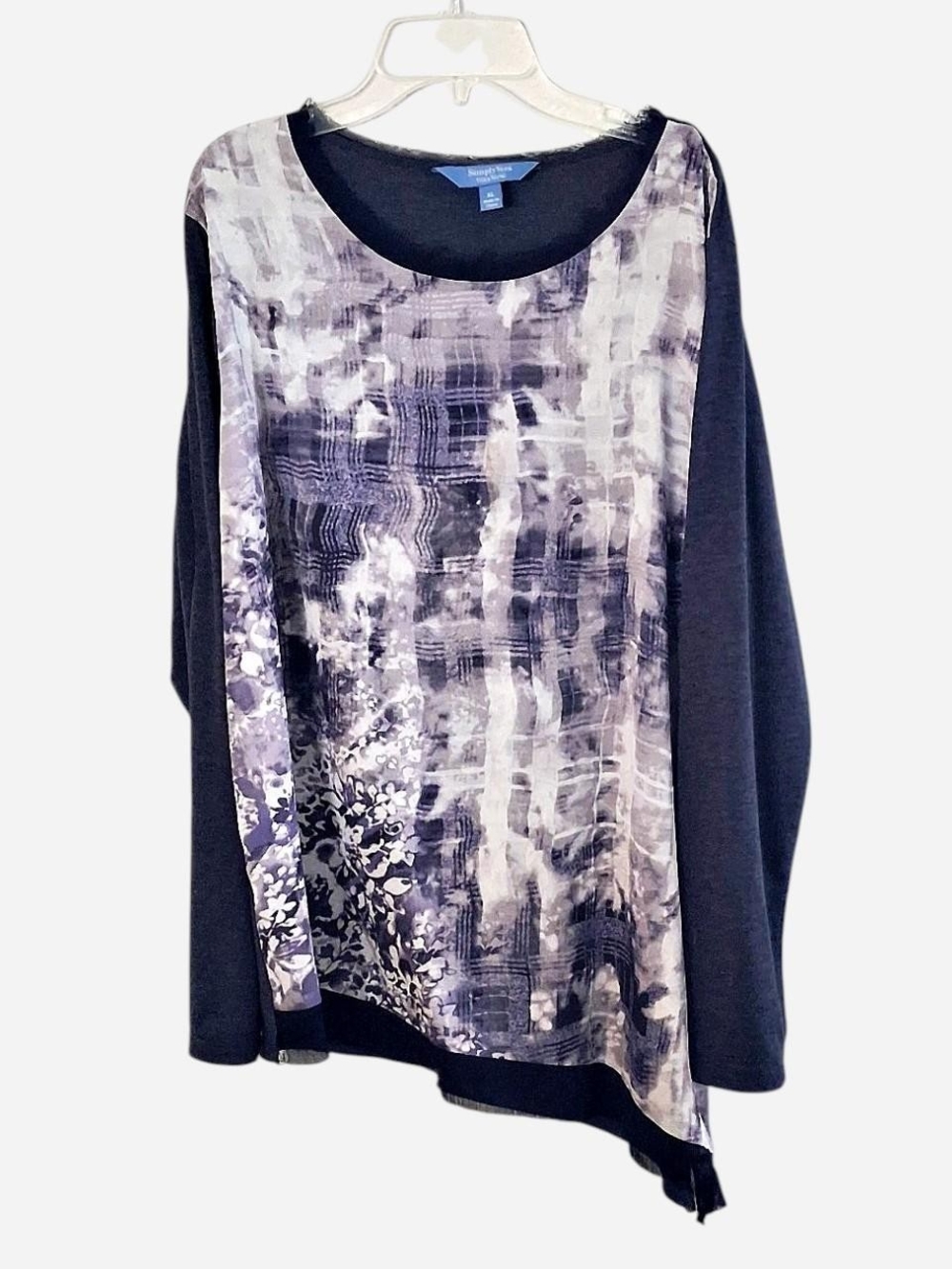 Simply Vera Vera Wang Black & Gray Long Sleeve Tunic with Abstract Front